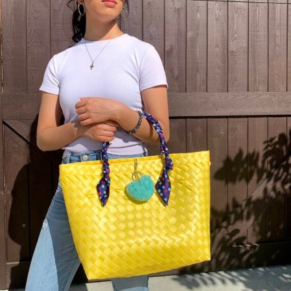 NWOT handwoven zip closure light weight yellow tote bag